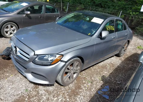 2016 Mercedes-Benz C 300 Luxury/Sport из США, поврежденный, VIN 55SWF4JB5GU115879